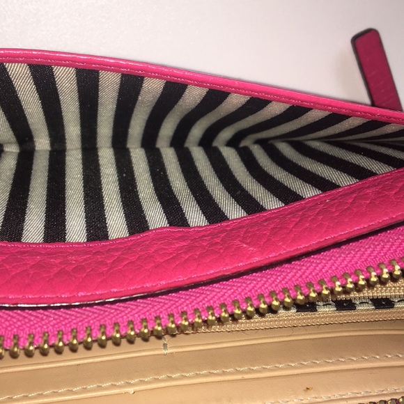 Kate Spade Wallet - Picture 8 of 8